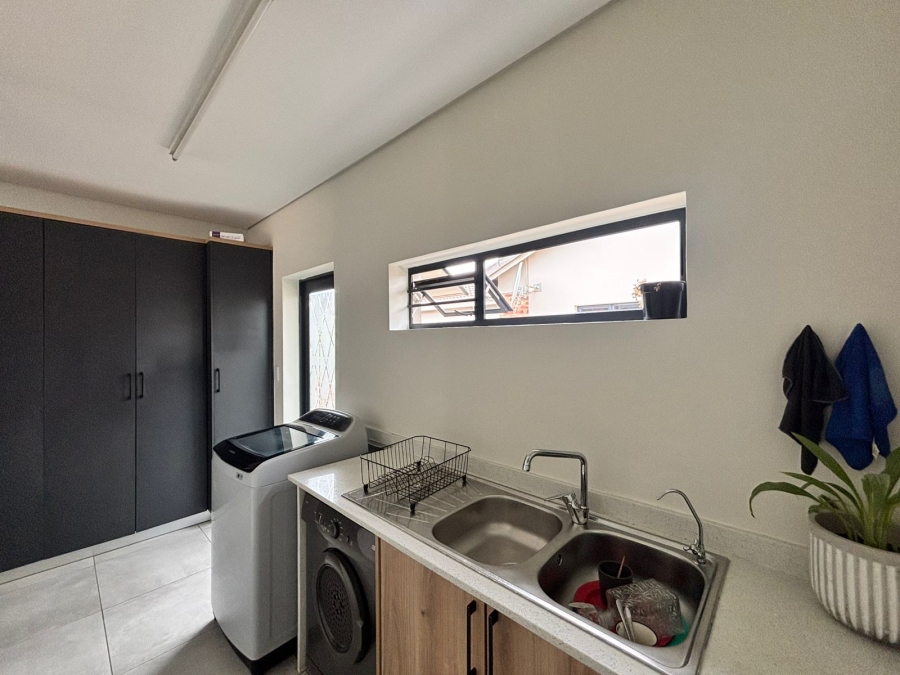 3 Bedroom Property for Sale in Baillie Park North West